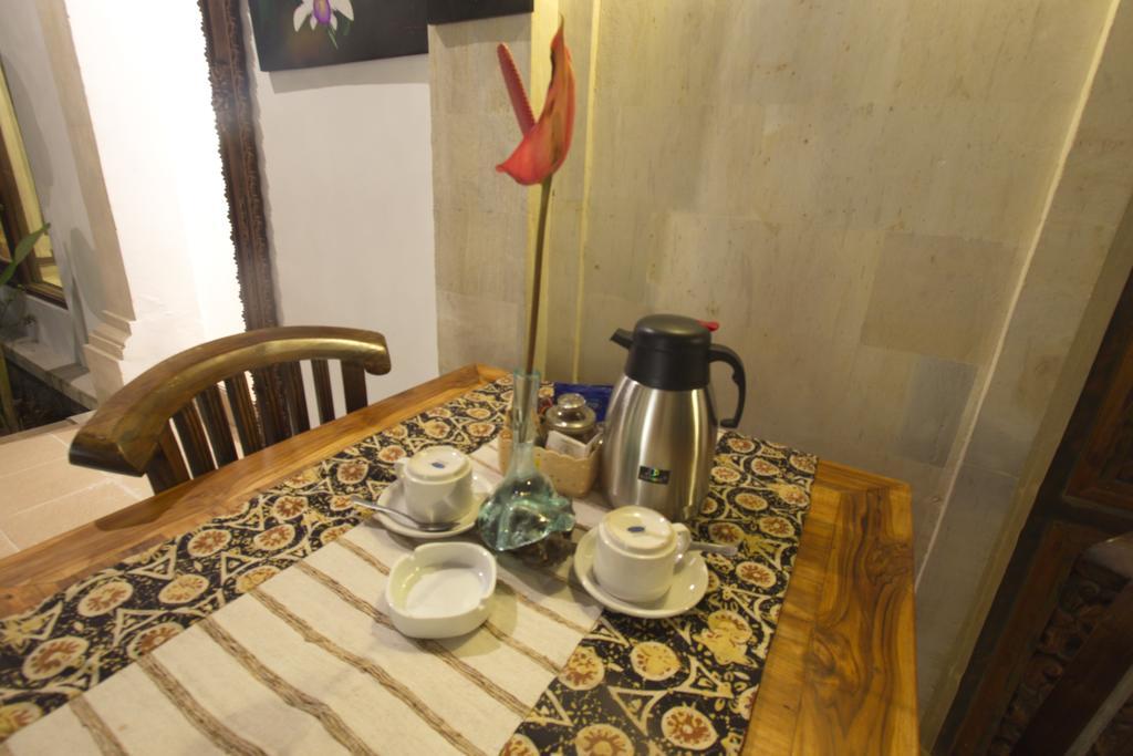Uma Loris Ubud Exteriör bild