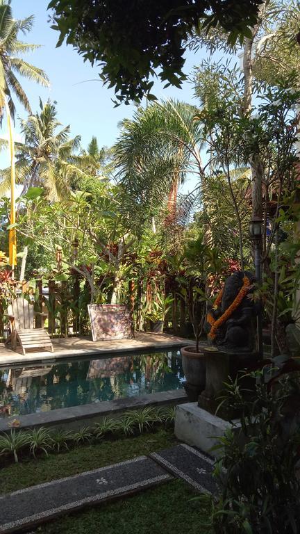 Uma Loris Ubud Exteriör bild